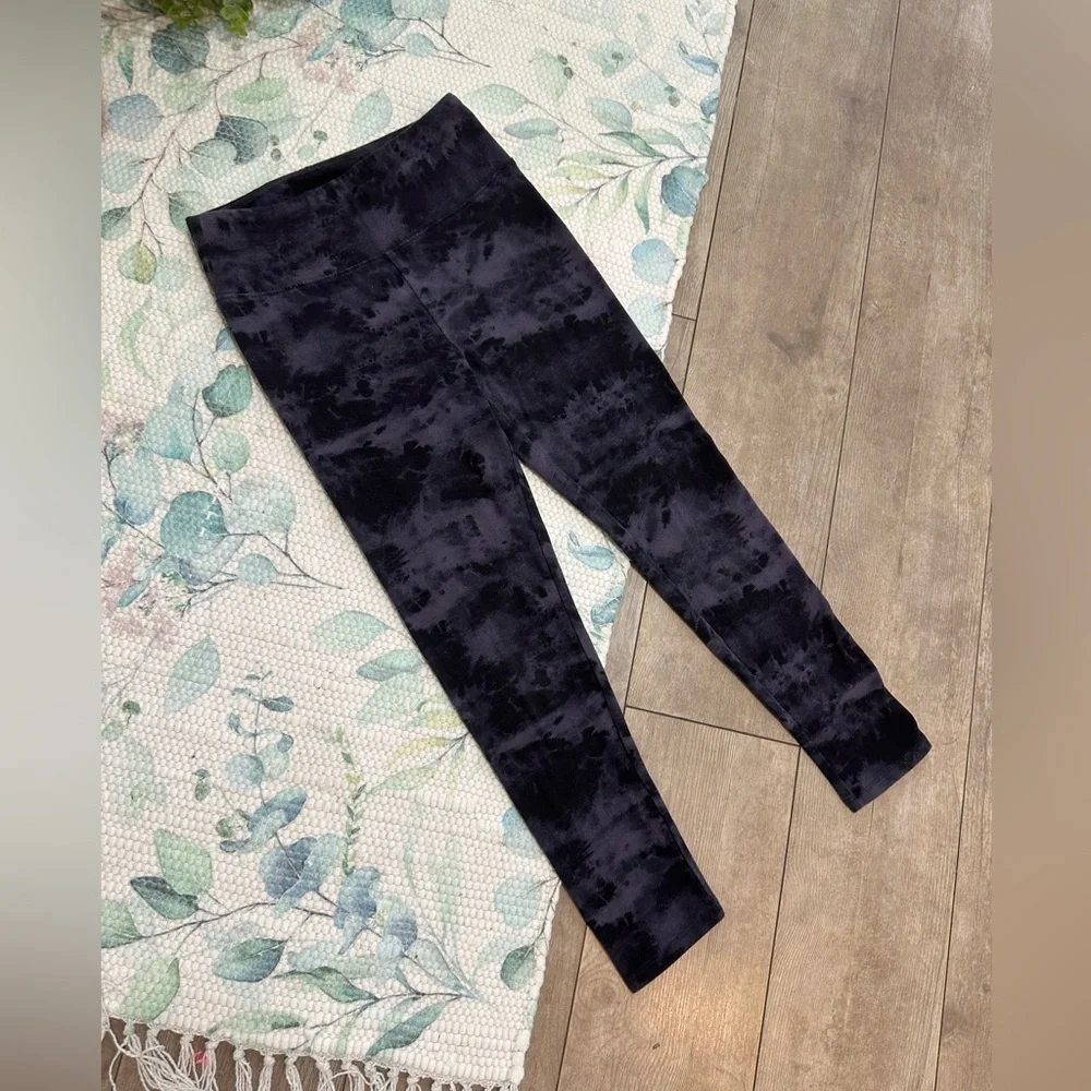 SO Girls Black Gray Tie-Dye Athletic Athleisure Leggings Size Medium